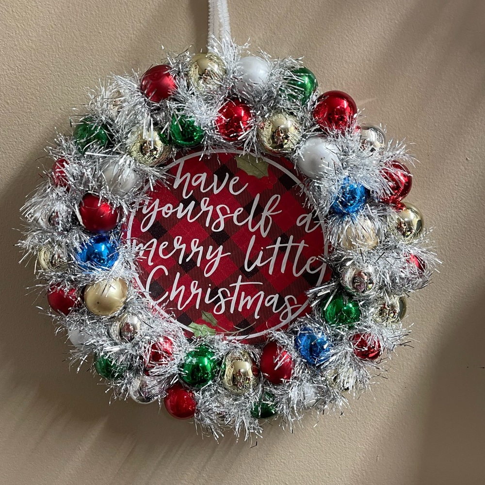 Mini ornament wreath.